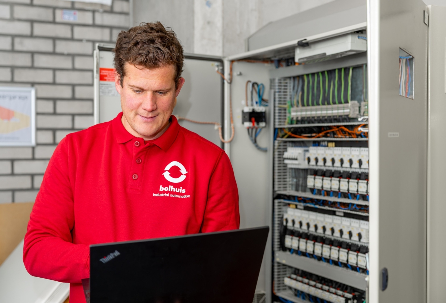 Besturing brandbeveiliging en ventilatie parkeergarage